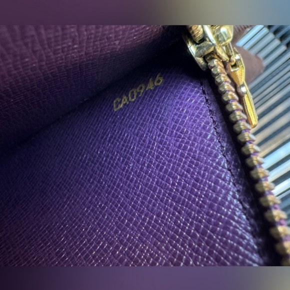 Louis Vuitton Epi long wallet - Picture 4 of 14